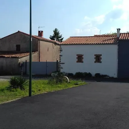 Gite Le Port Sur Mer Cugand Exterior photo