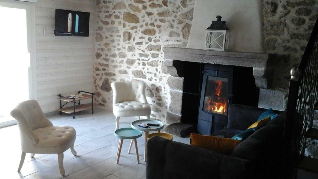 Le Port Sur Ferienhaus Cugand